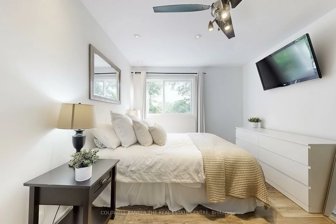 195, Milestone, Aurora Village, Aurora