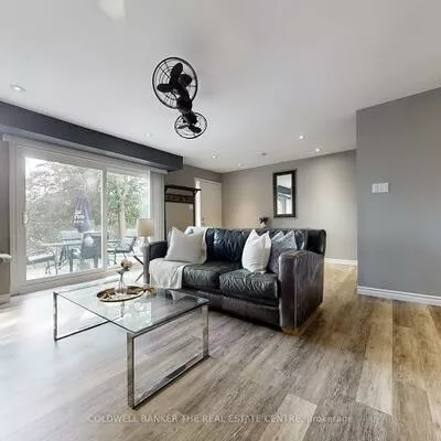 195, Milestone, Aurora Village, Aurora