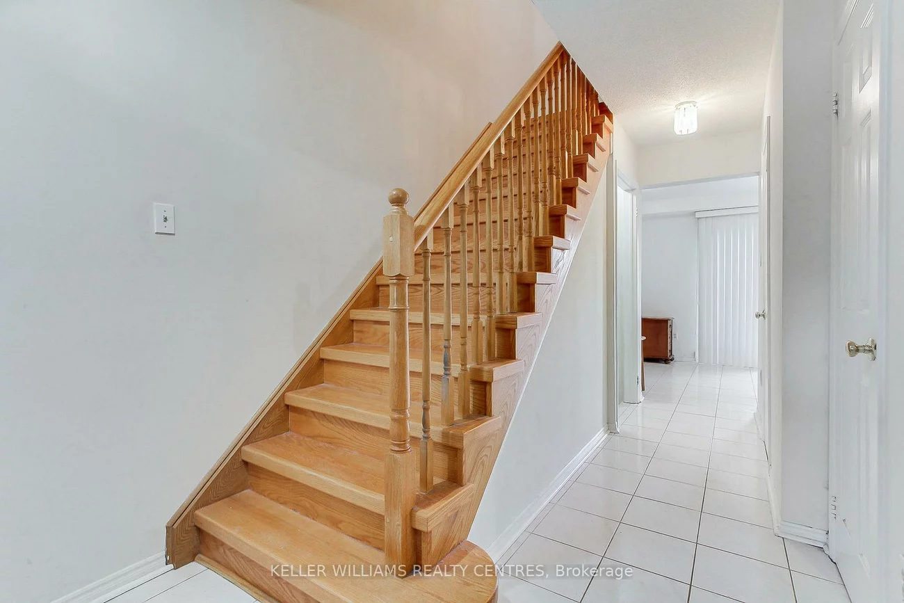 405, Butler, Aurora Village, Aurora