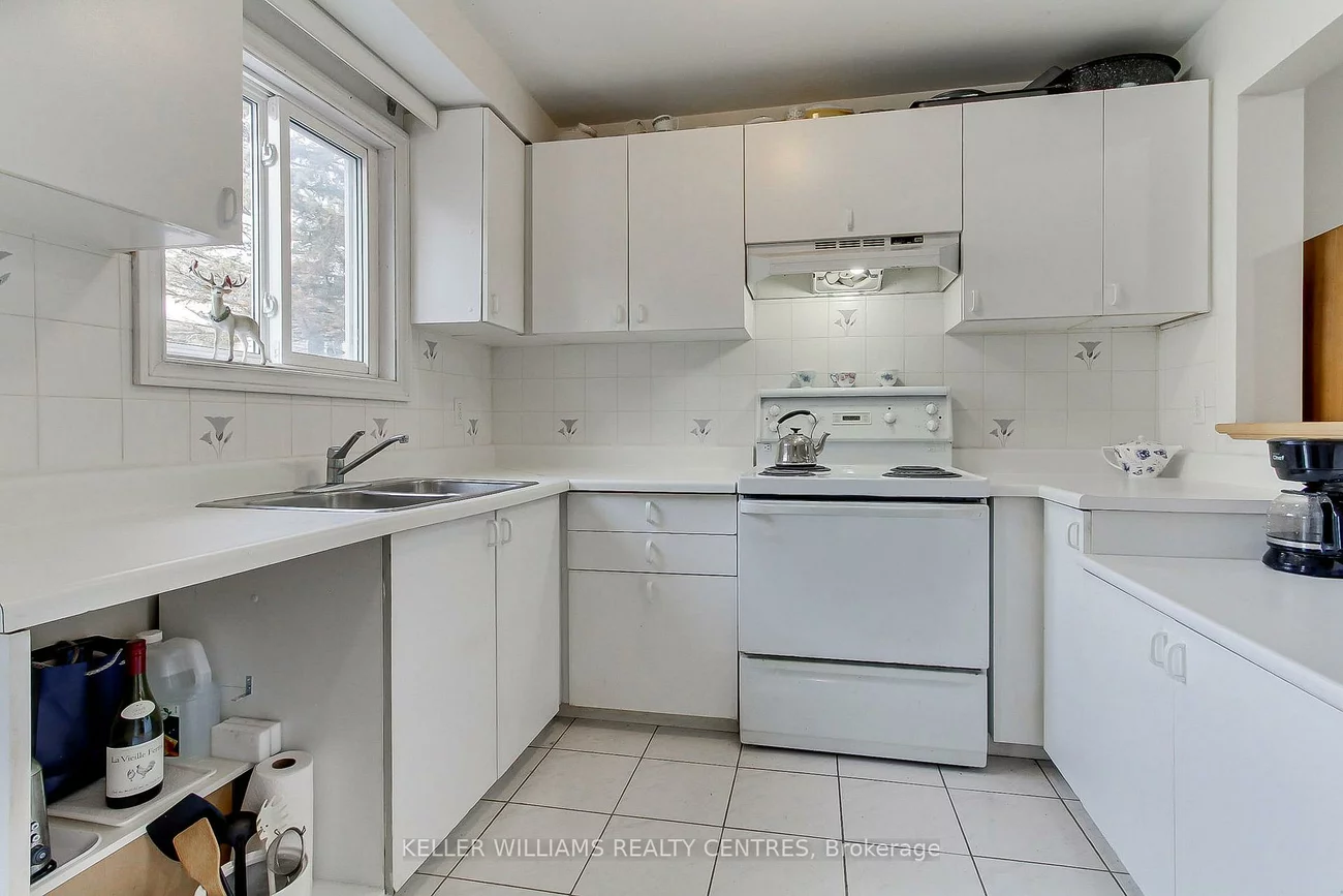 405, Butler, Aurora Village, Aurora