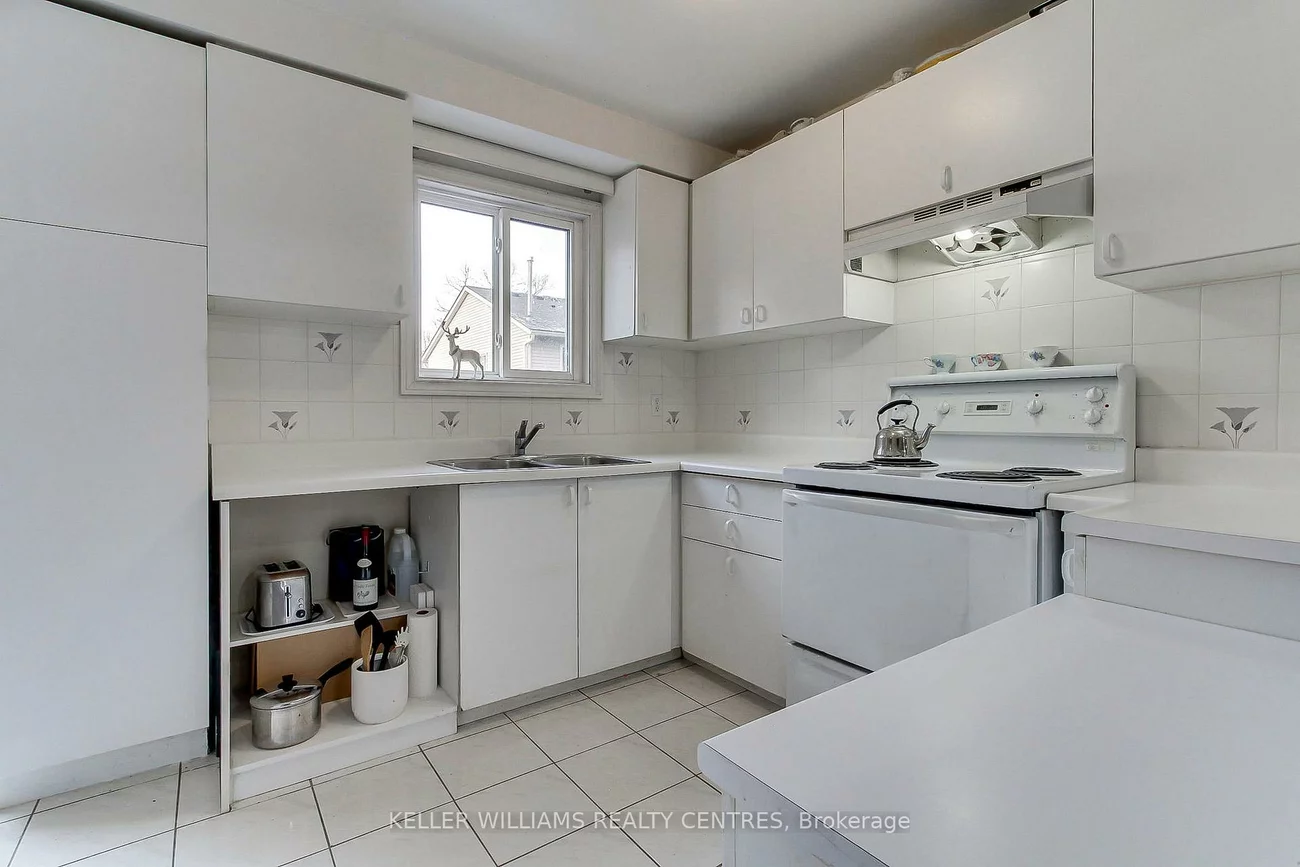 405, Butler, Aurora Village, Aurora