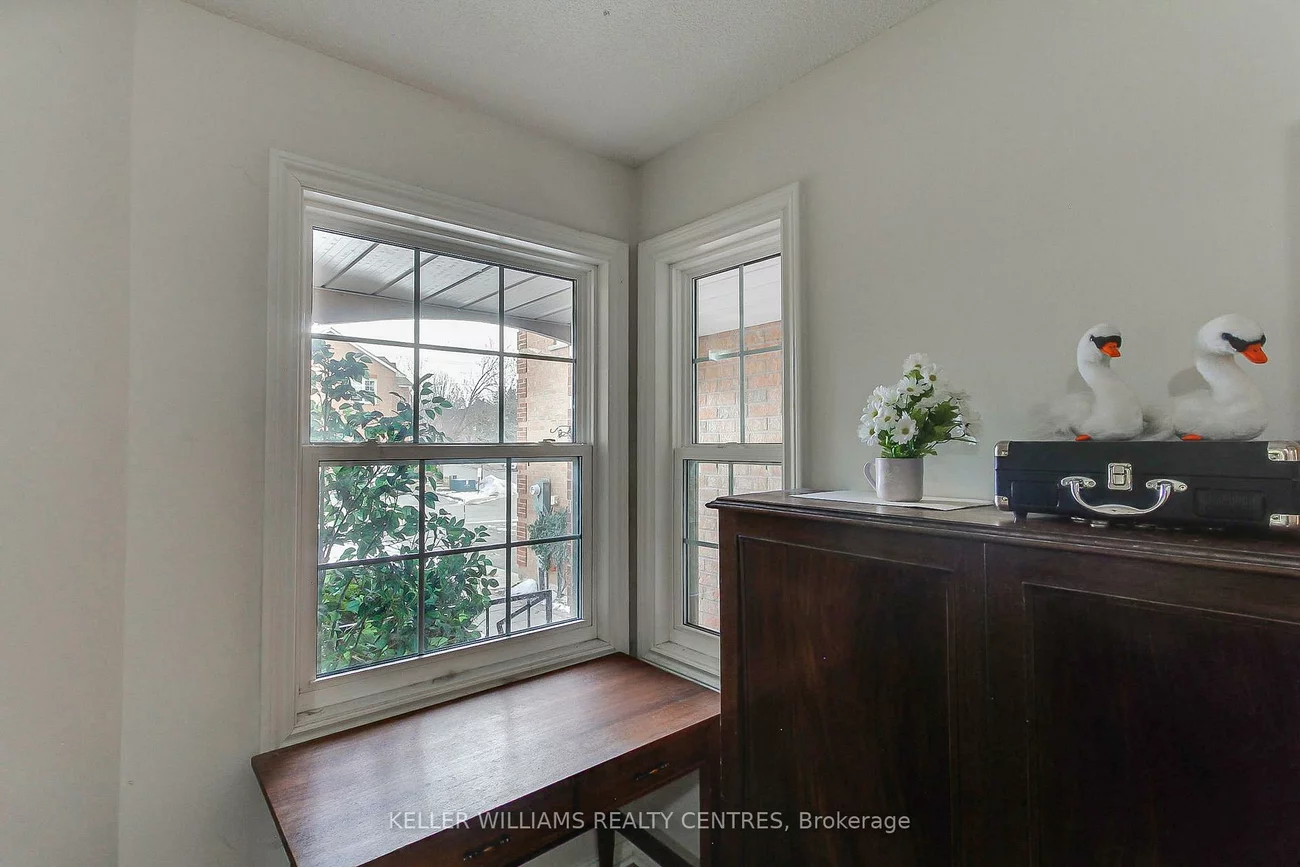 405, Butler, Aurora Village, Aurora