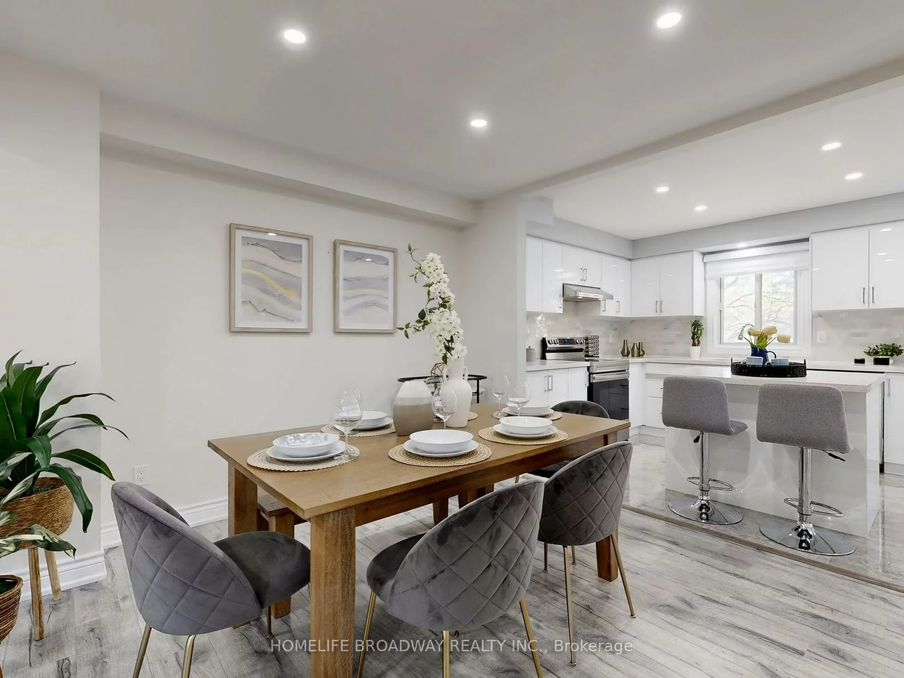 109, Poplar, Aurora Highlands, Aurora