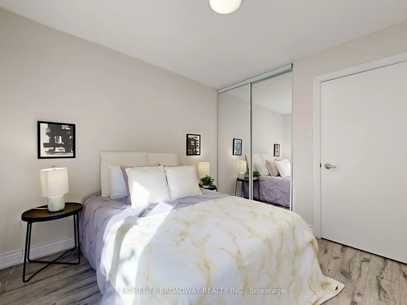 109, Poplar, Aurora Highlands, Aurora