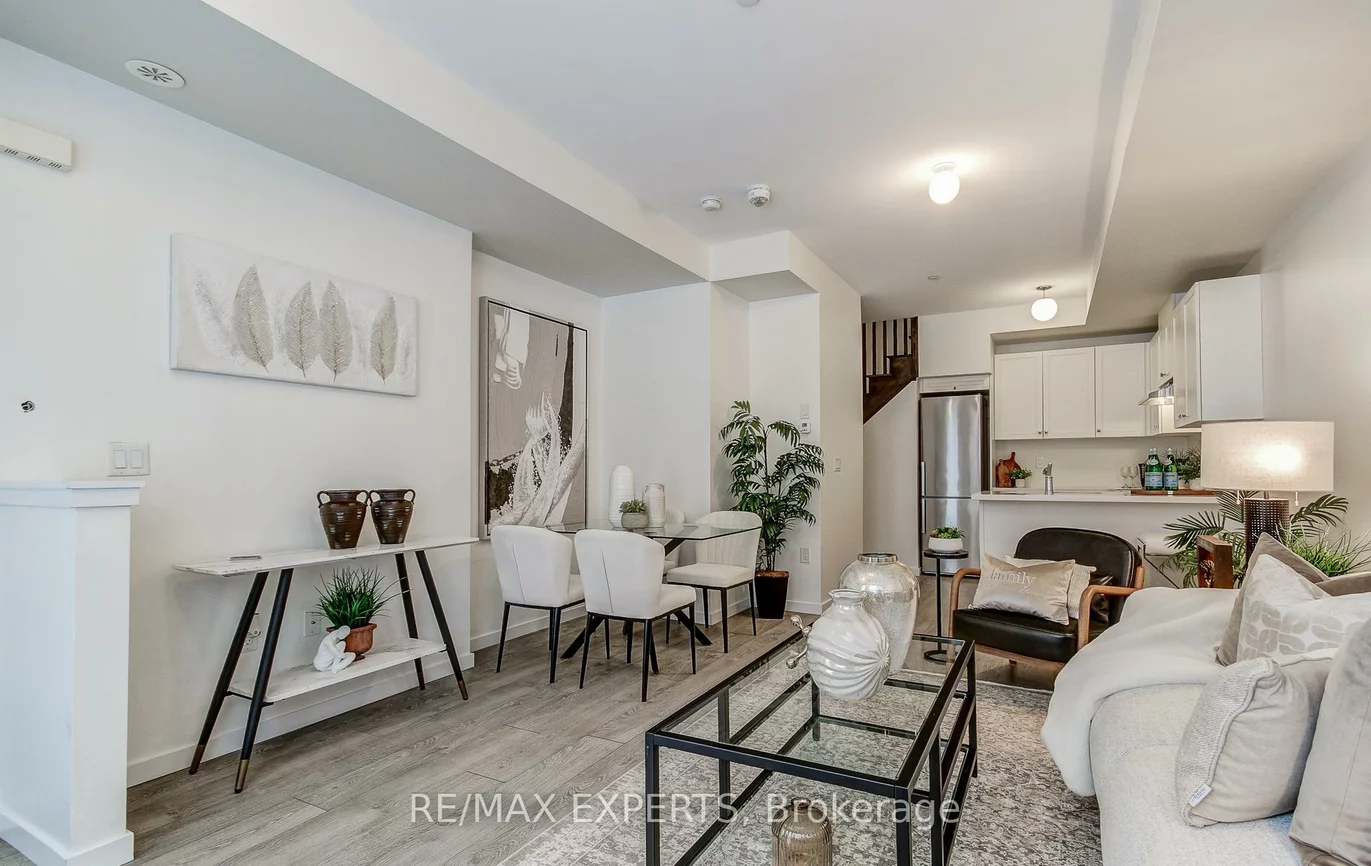 300, Alex Gardner, Aurora Village, Aurora