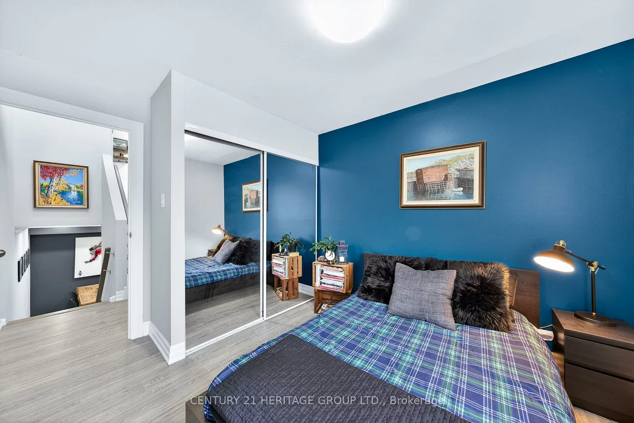 293, Milestone, Aurora Village, Aurora