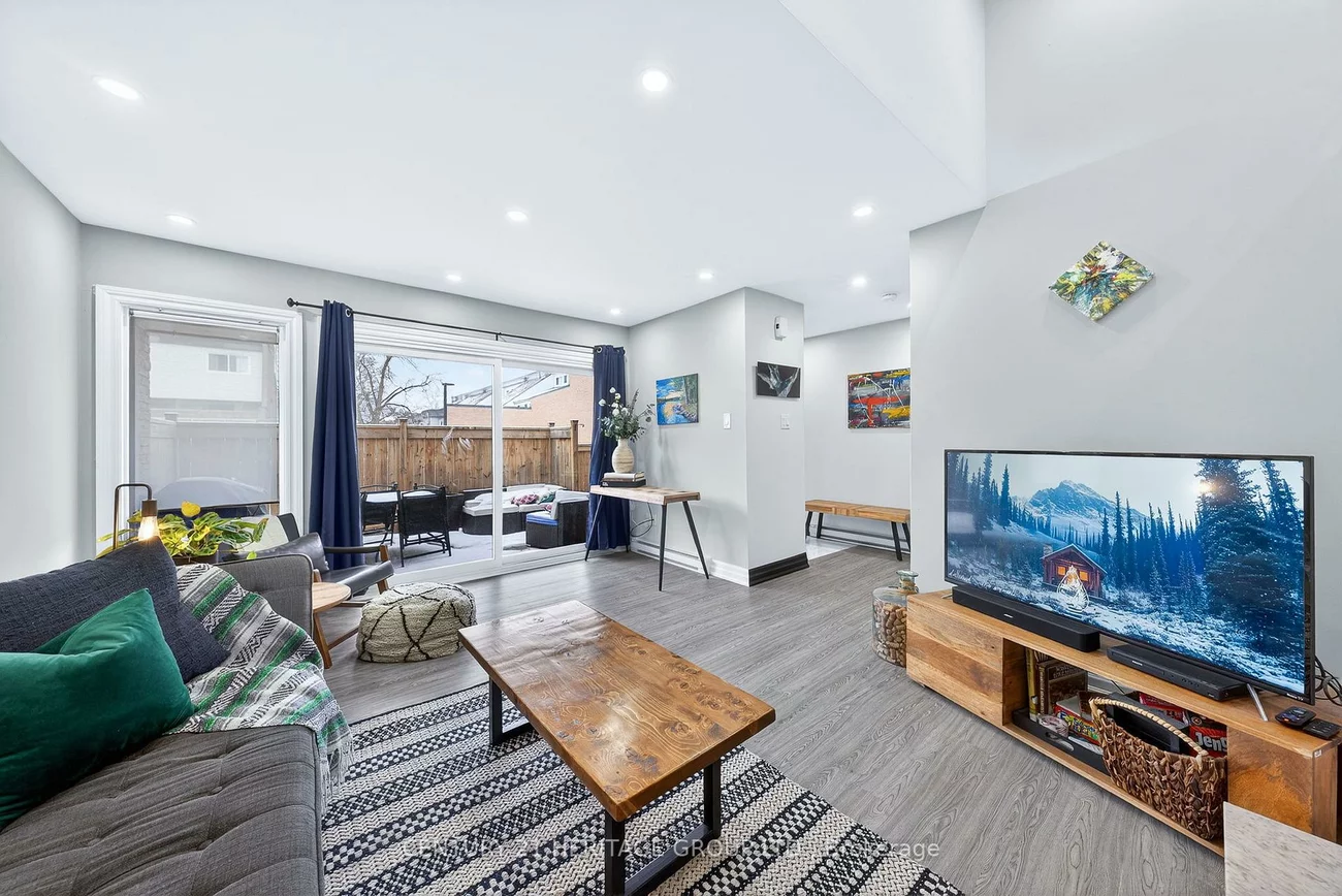 293, Milestone, Aurora Village, Aurora