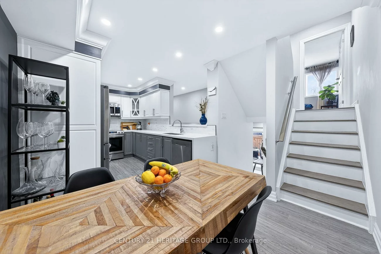 293, Milestone, Aurora Village, Aurora