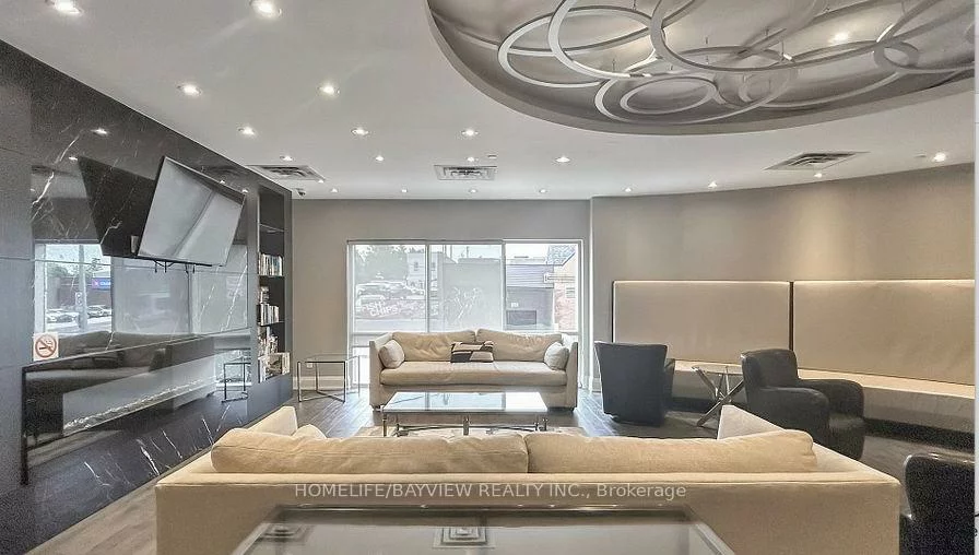 15277, Yonge, Aurora Village, Aurora