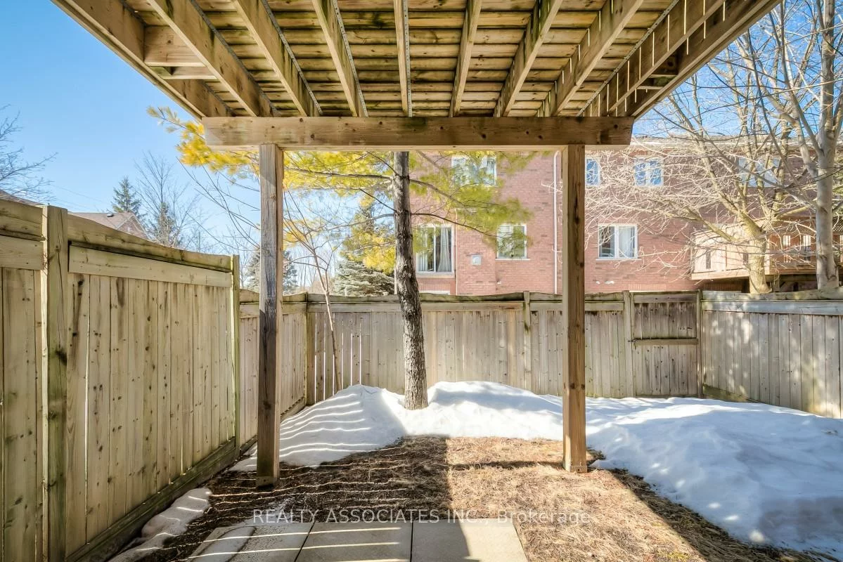 40, Sandlewood, Bayview Wellington, Aurora