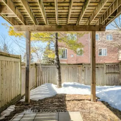 40, Sandlewood, Bayview Wellington, Aurora