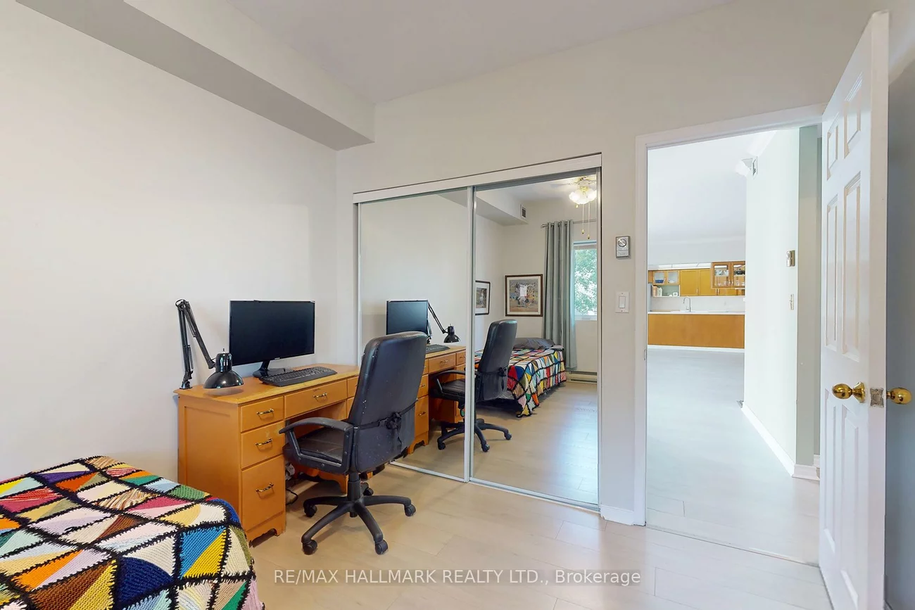 21, George, Aurora Village, Aurora