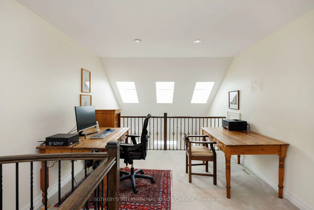 463, Crossing Bridge, Aurora Estates, Aurora