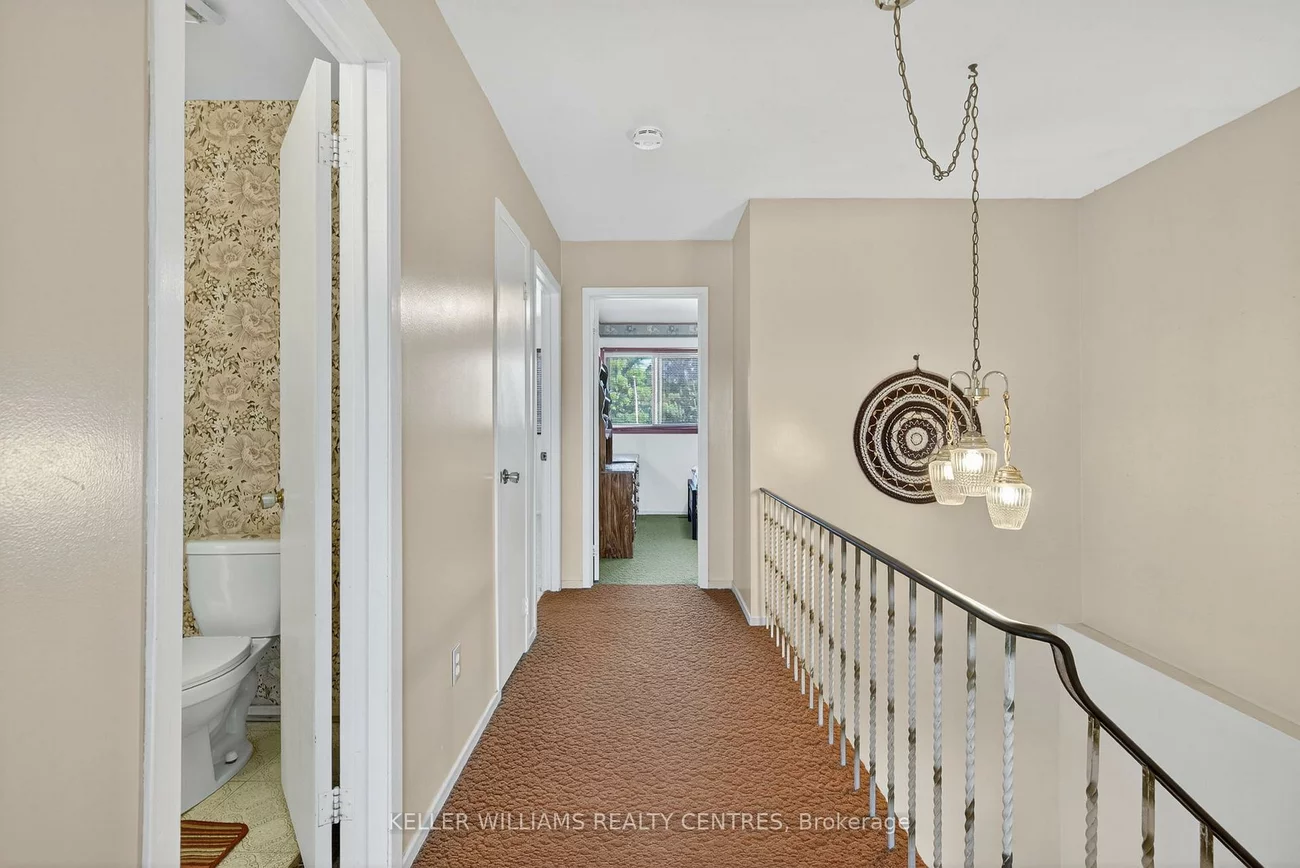 100, Poplar, Aurora Highlands, Aurora