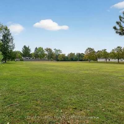 100, Poplar, Aurora Highlands, Aurora