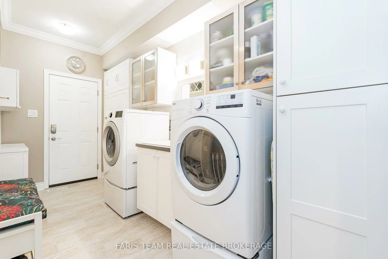 10, Wilton, Aurora Estates, Aurora