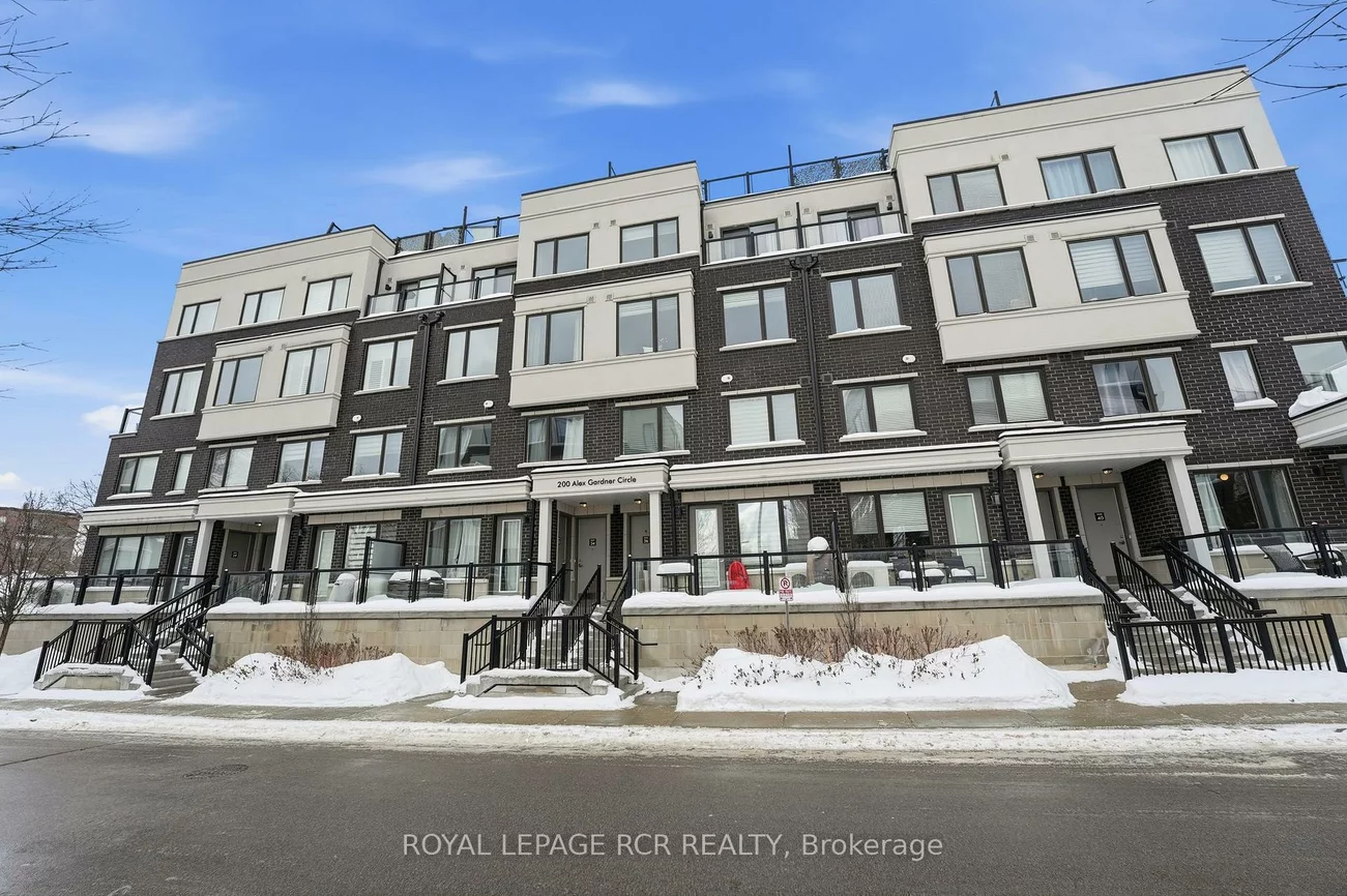 200, Alex Gardner, Aurora Village, Aurora