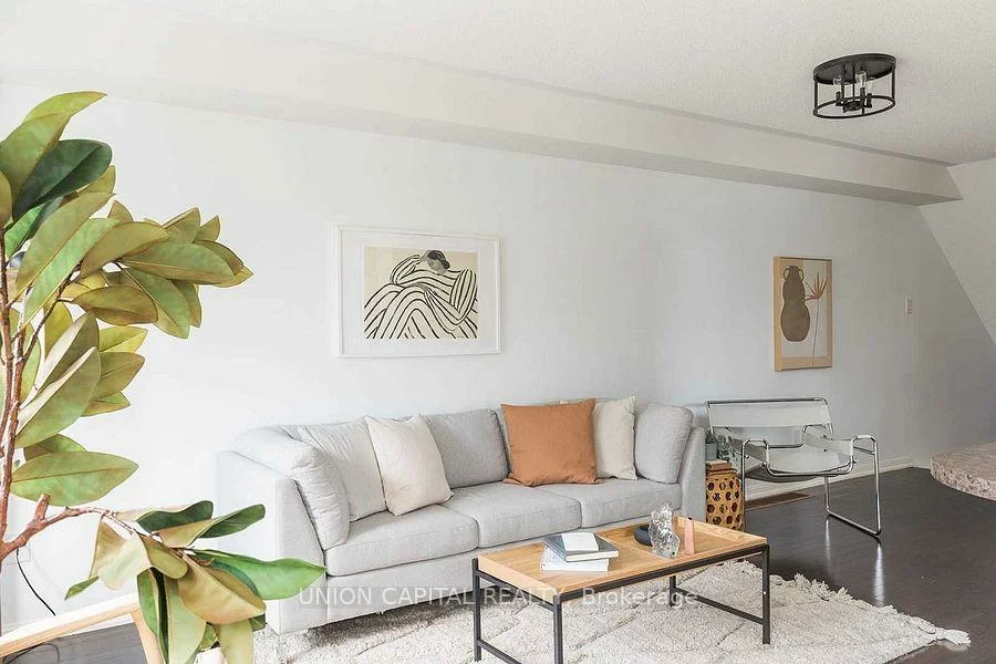 21, Winn, Bayview Northeast, Aurora