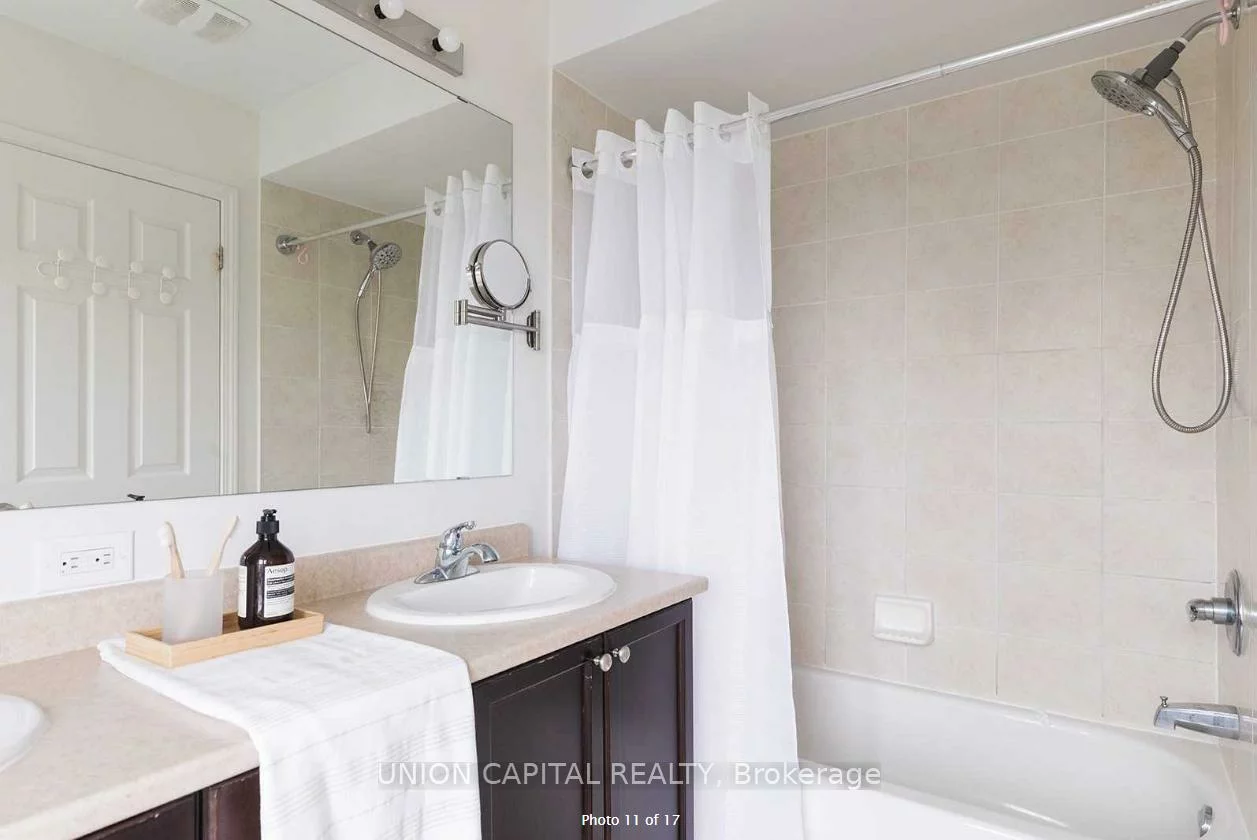 21, Winn, Bayview Northeast, Aurora