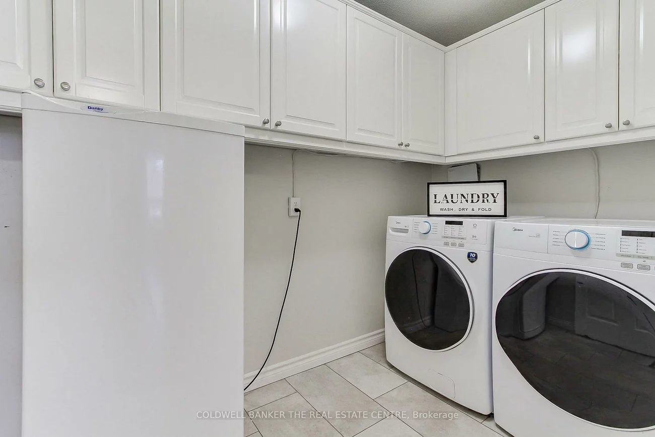 14924, Yonge, Aurora Highlands, Aurora