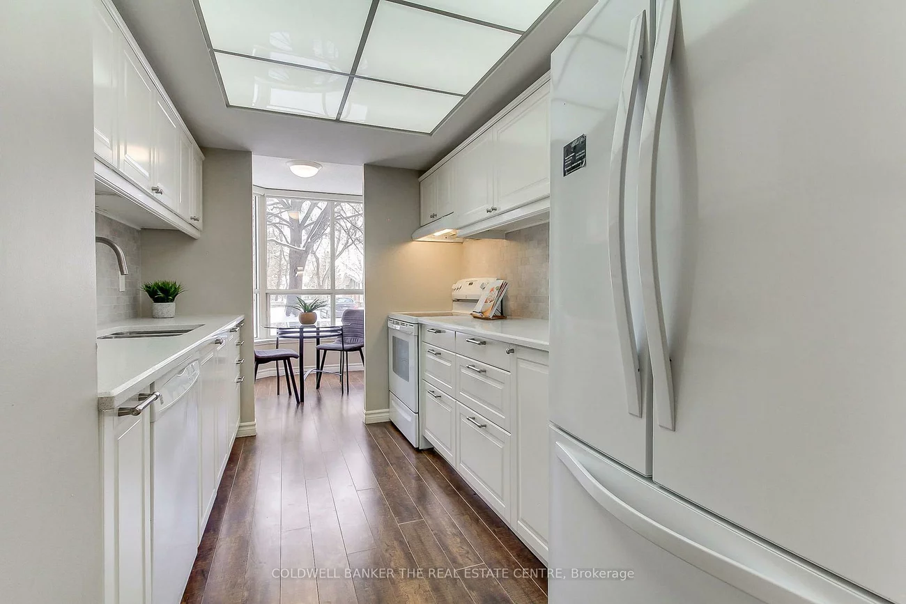 14924, Yonge, Aurora Highlands, Aurora