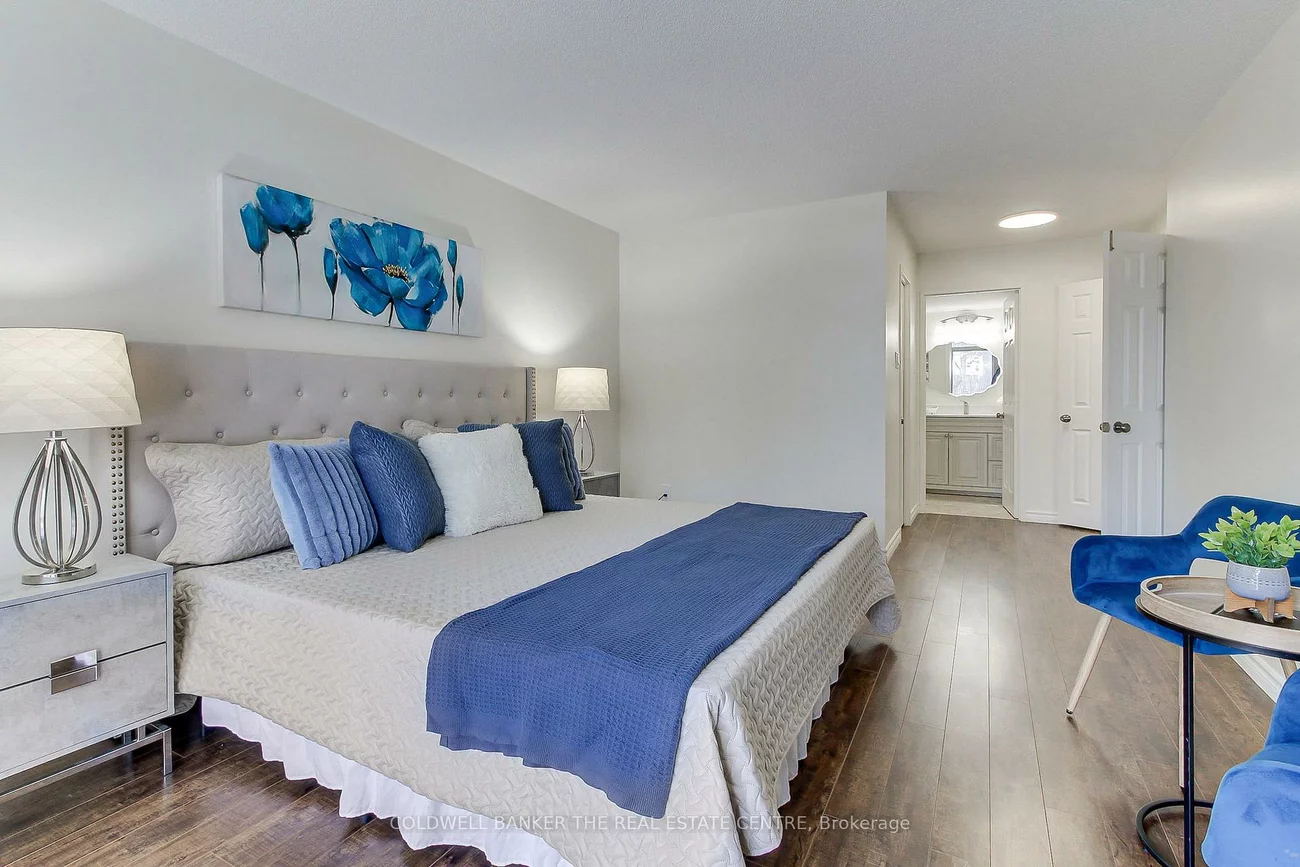 14924, Yonge, Aurora Highlands, Aurora