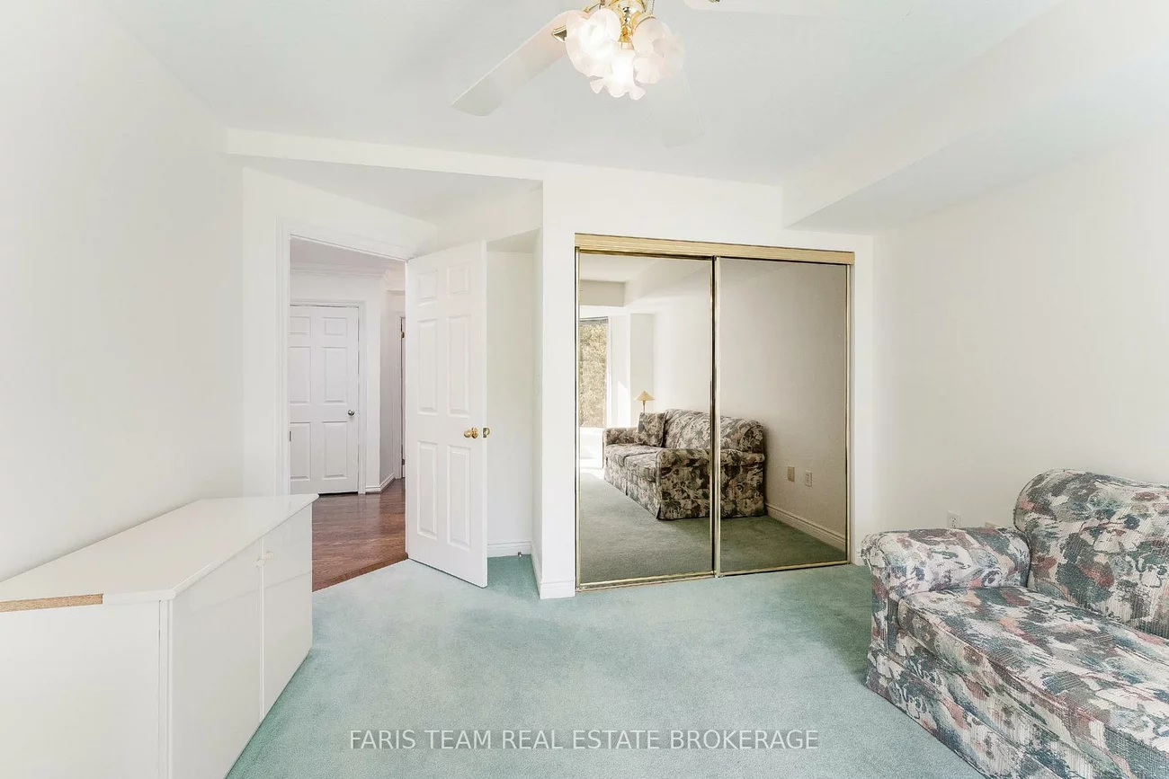 85, Wellington, Aurora Village, Aurora