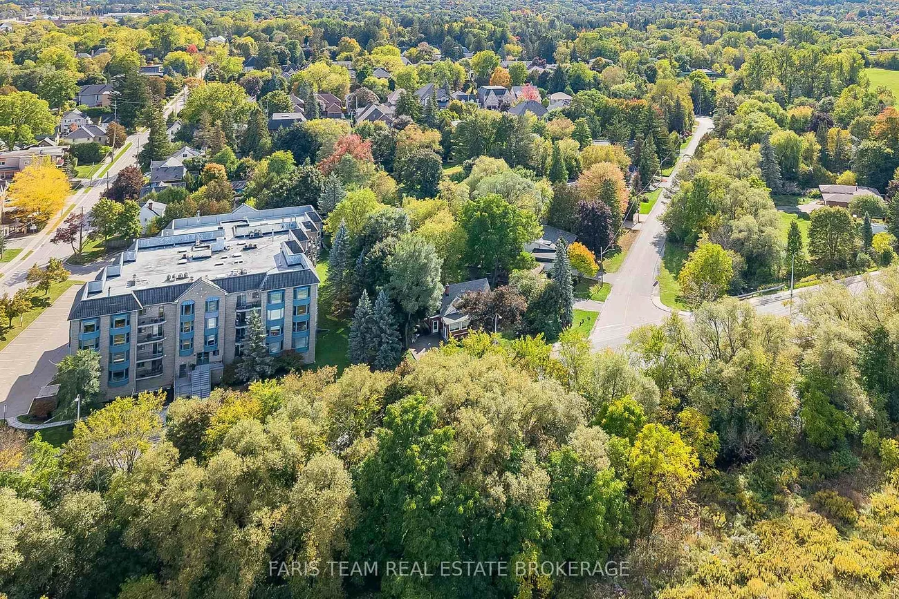 85, Wellington, Aurora Village, Aurora