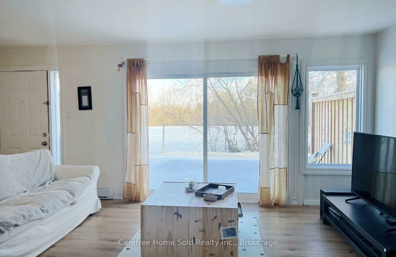 207, Milestone, Aurora Village, Aurora