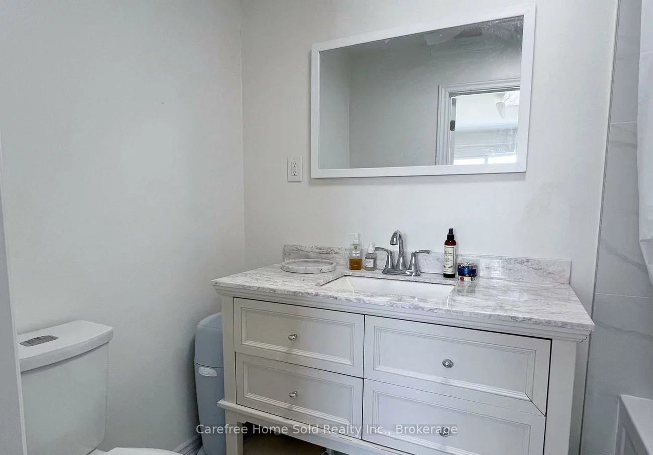 207, Milestone, Aurora Village, Aurora