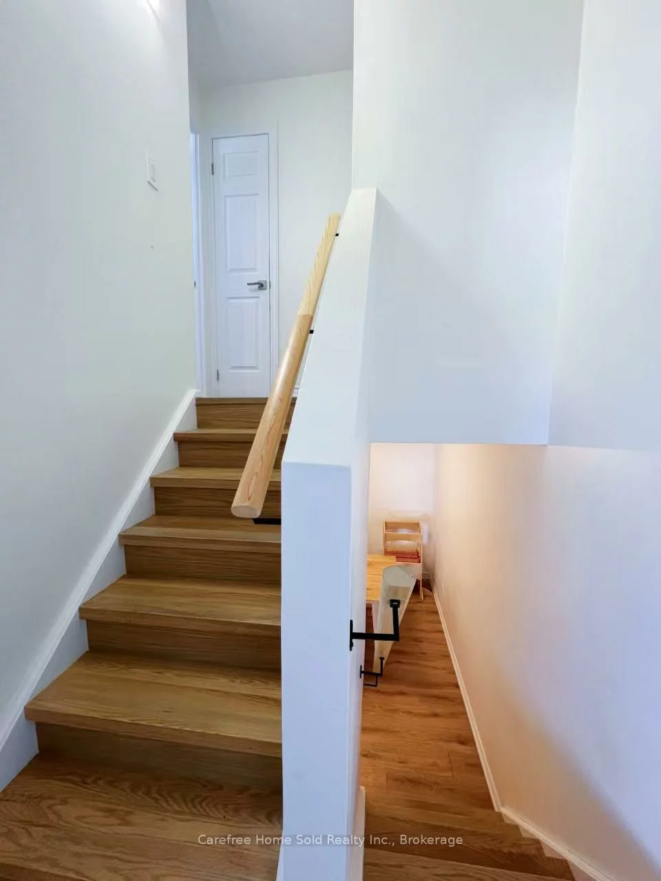 207, Milestone, Aurora Village, Aurora