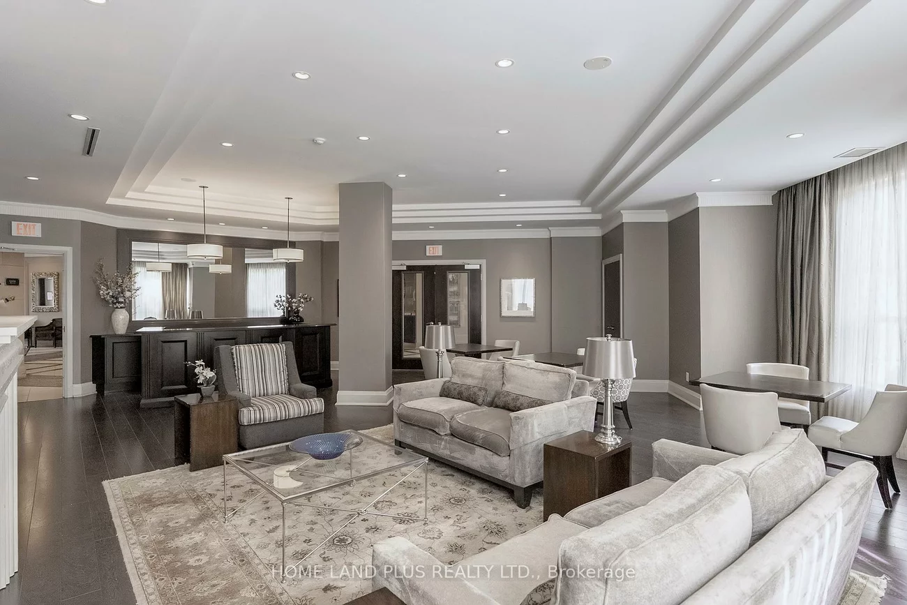 180, John West, Bayview Wellington, Aurora