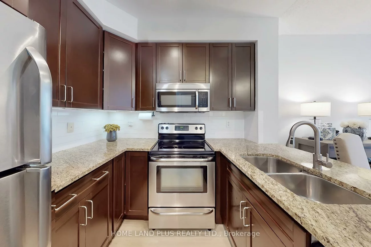 180, John West, Bayview Wellington, Aurora