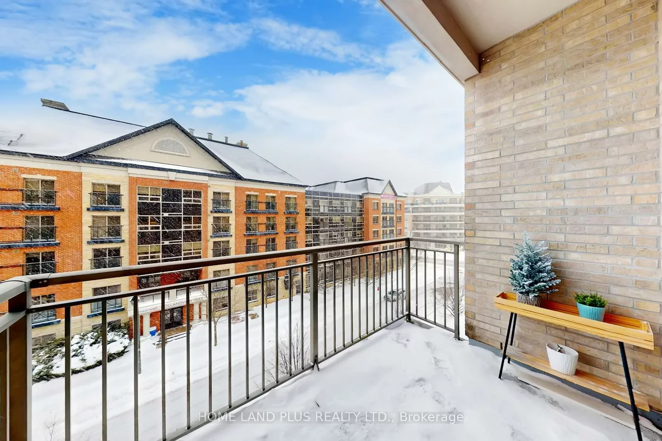 180, John West, Bayview Wellington, Aurora