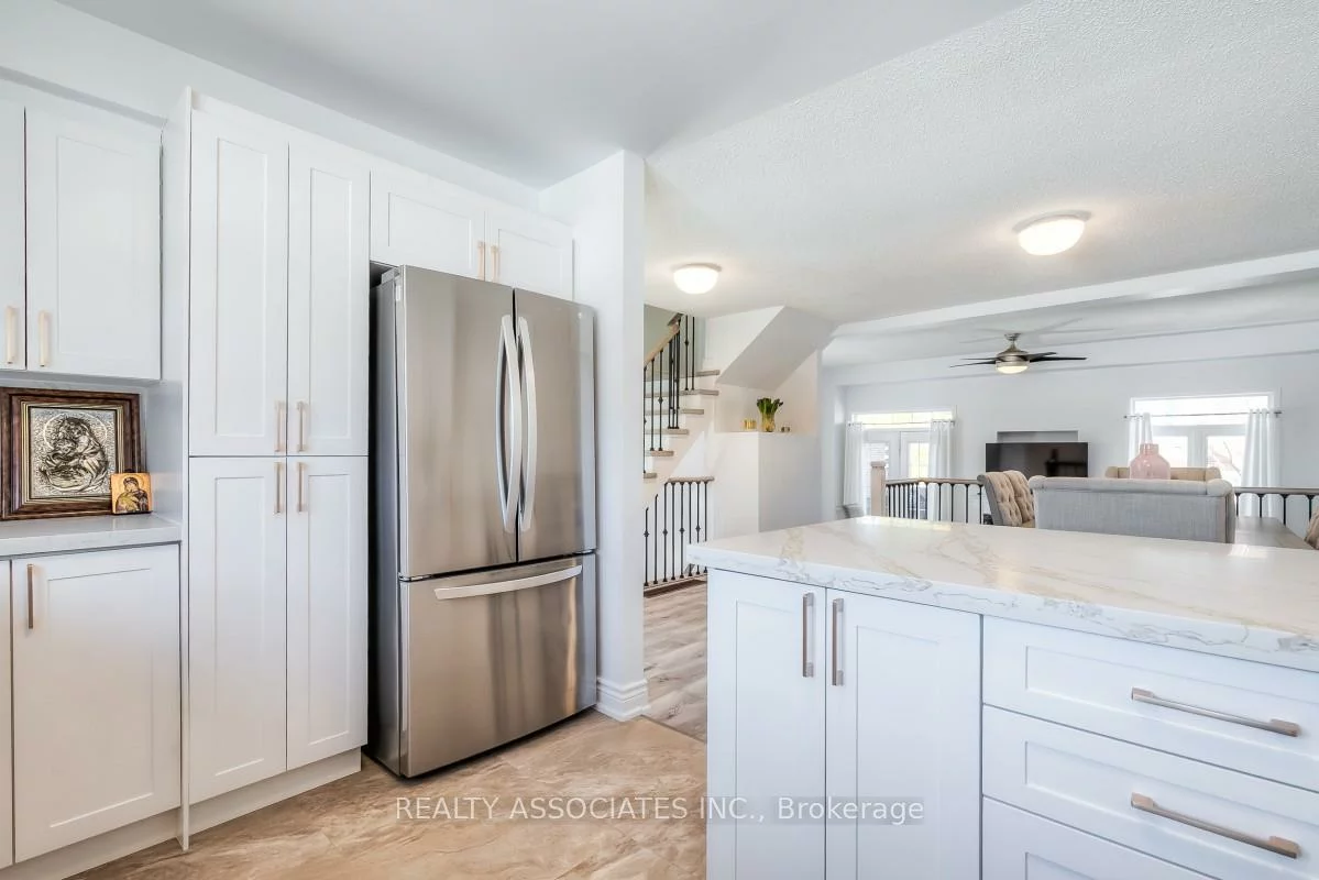 40, Sandlewood, Bayview Wellington, Aurora