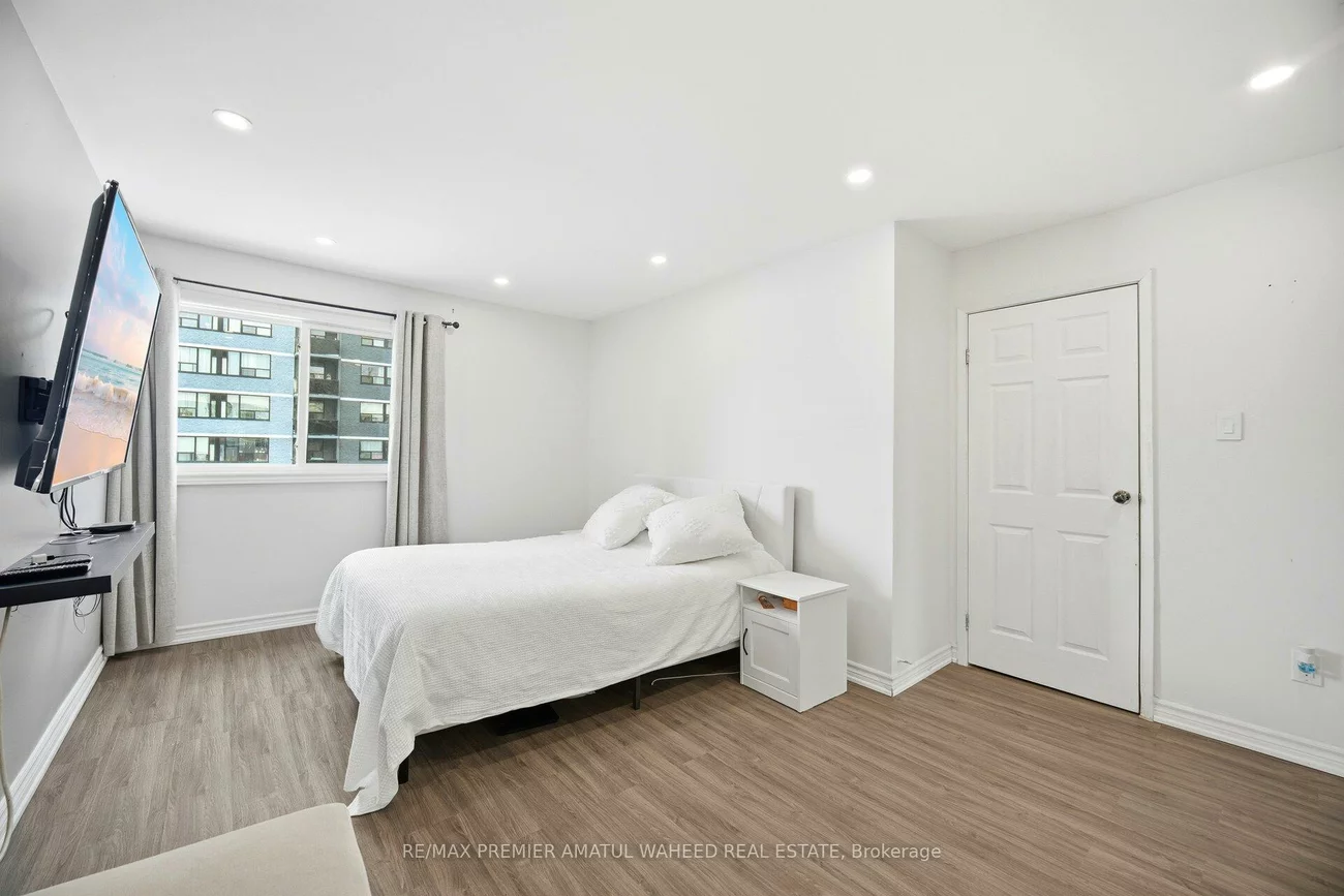 111, Milestone, Aurora Village, Aurora