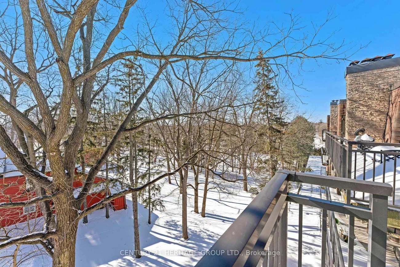 15390, Yonge, Aurora Village, Aurora