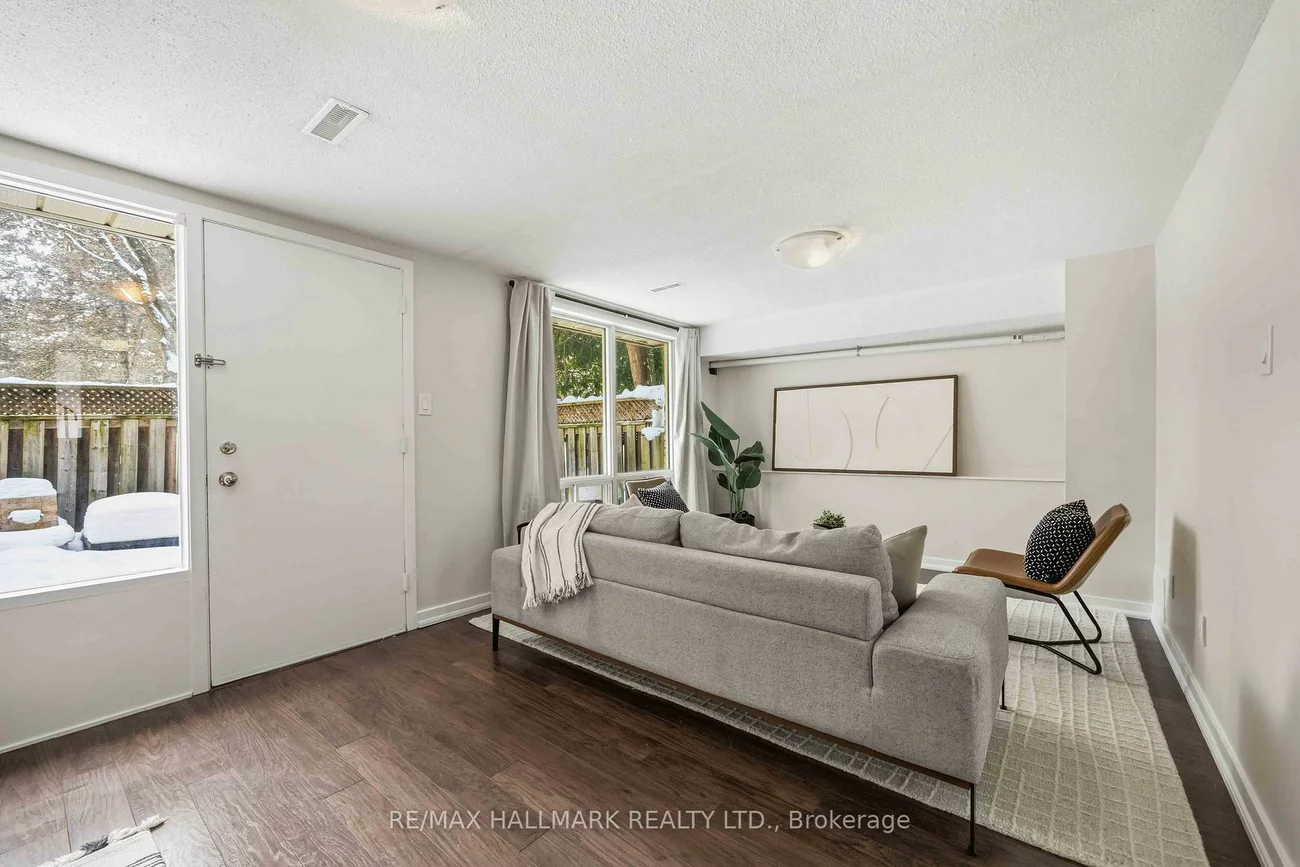 5, Poplar, Aurora Highlands, Aurora