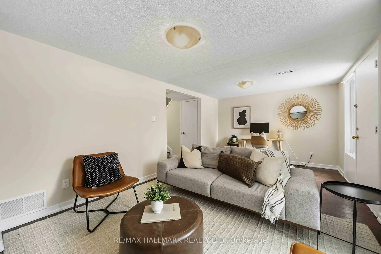 5, Poplar, Aurora Highlands, Aurora