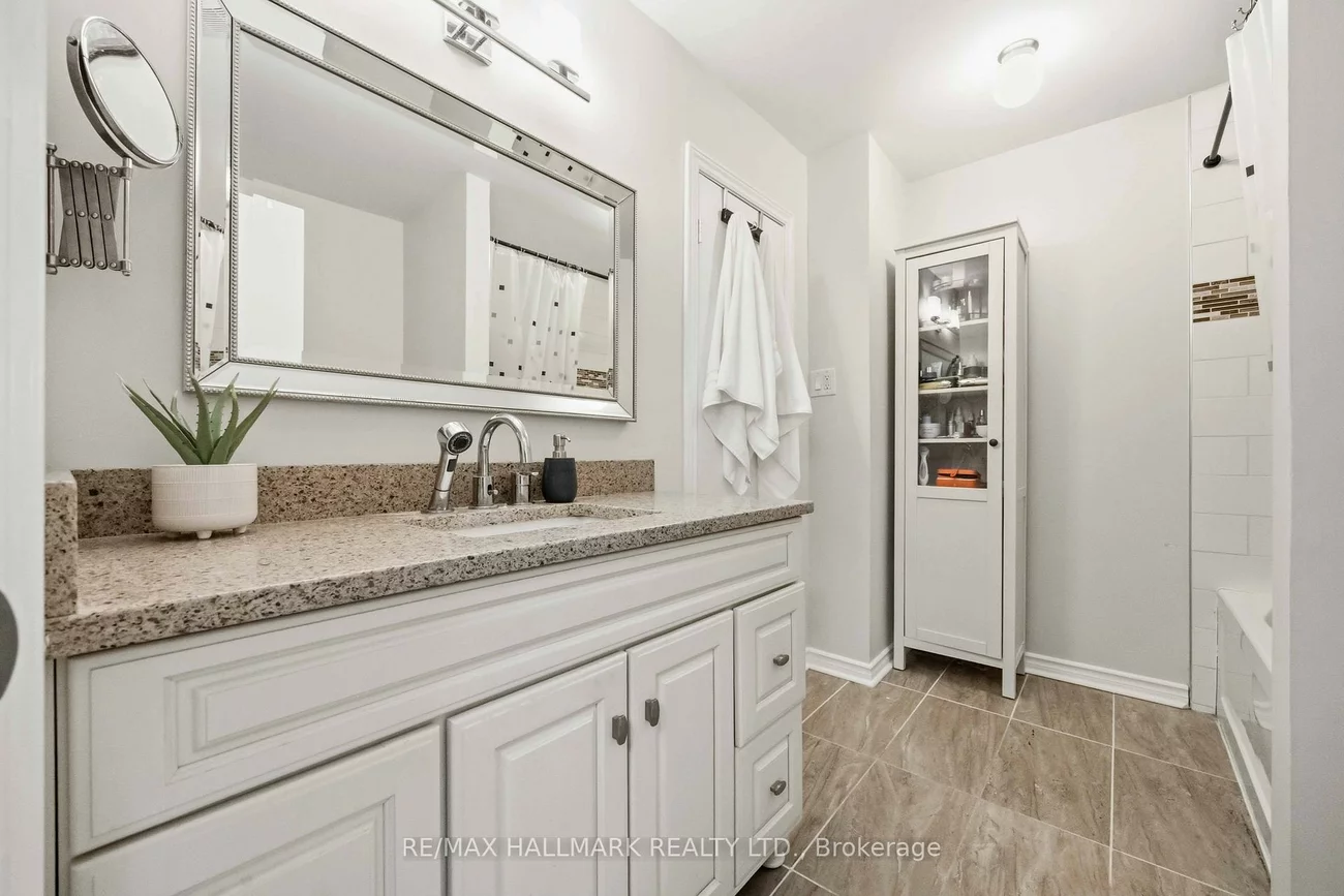 5, Poplar, Aurora Highlands, Aurora