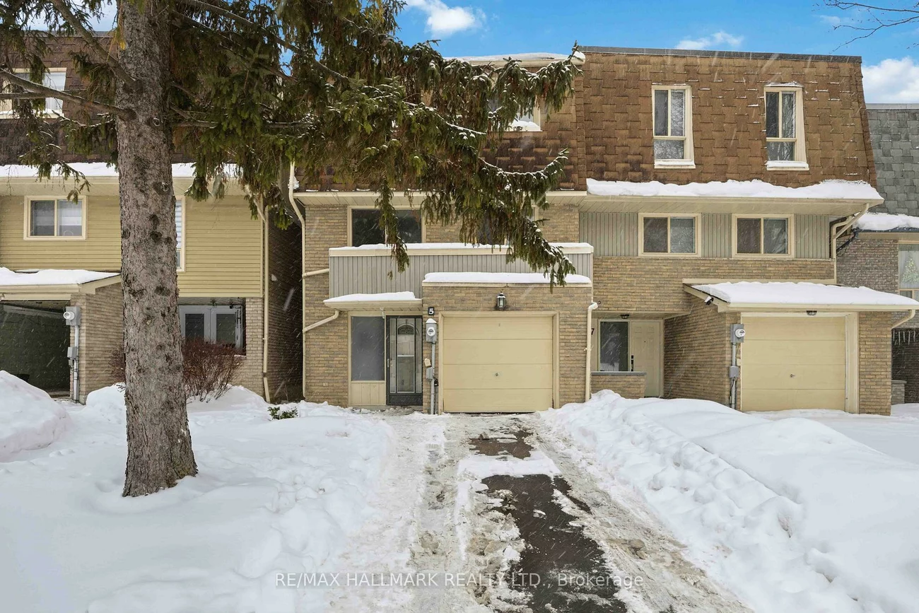 5, Poplar, Aurora Highlands, Aurora