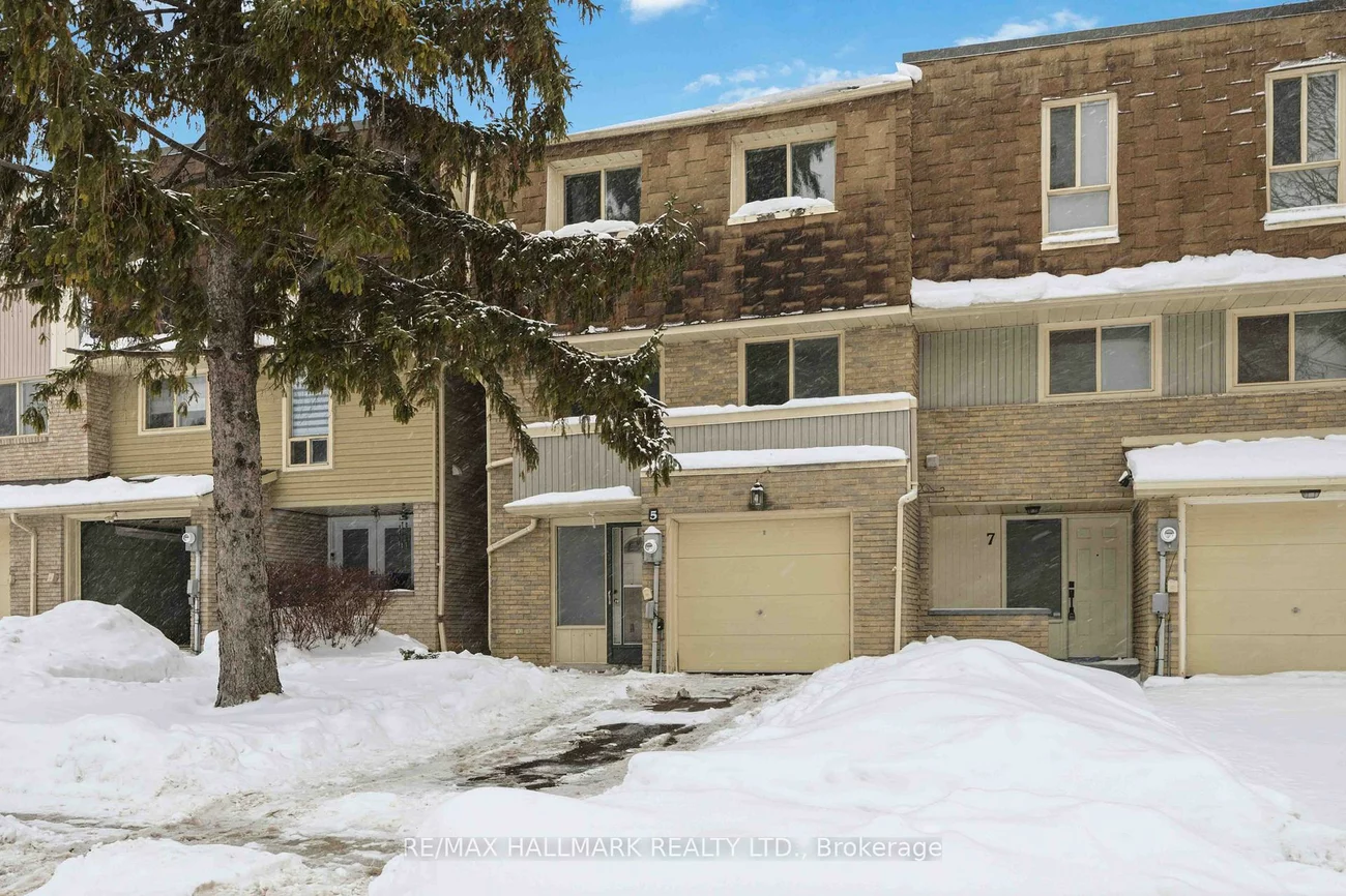 5, Poplar, Aurora Highlands, Aurora