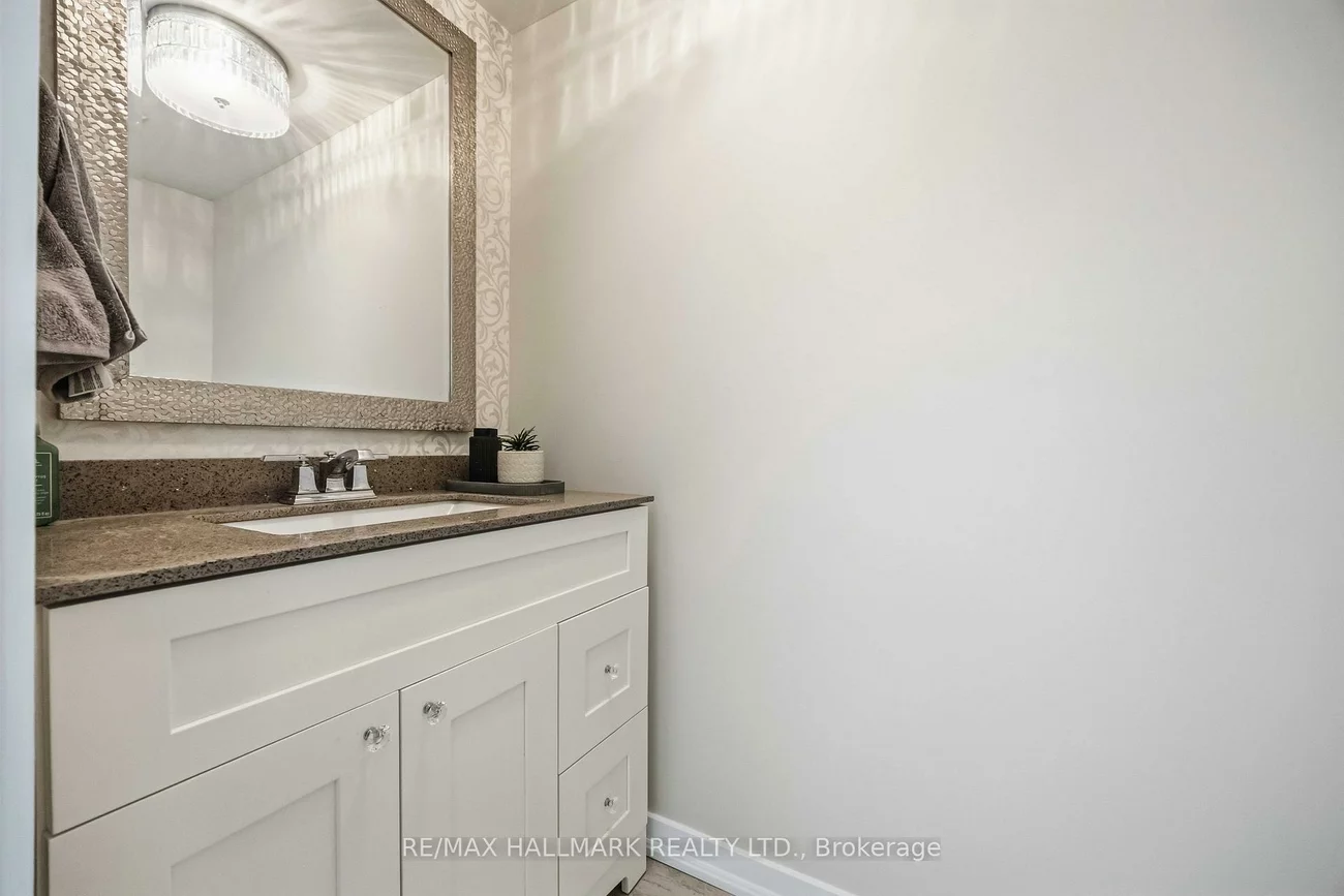 5, Poplar, Aurora Highlands, Aurora