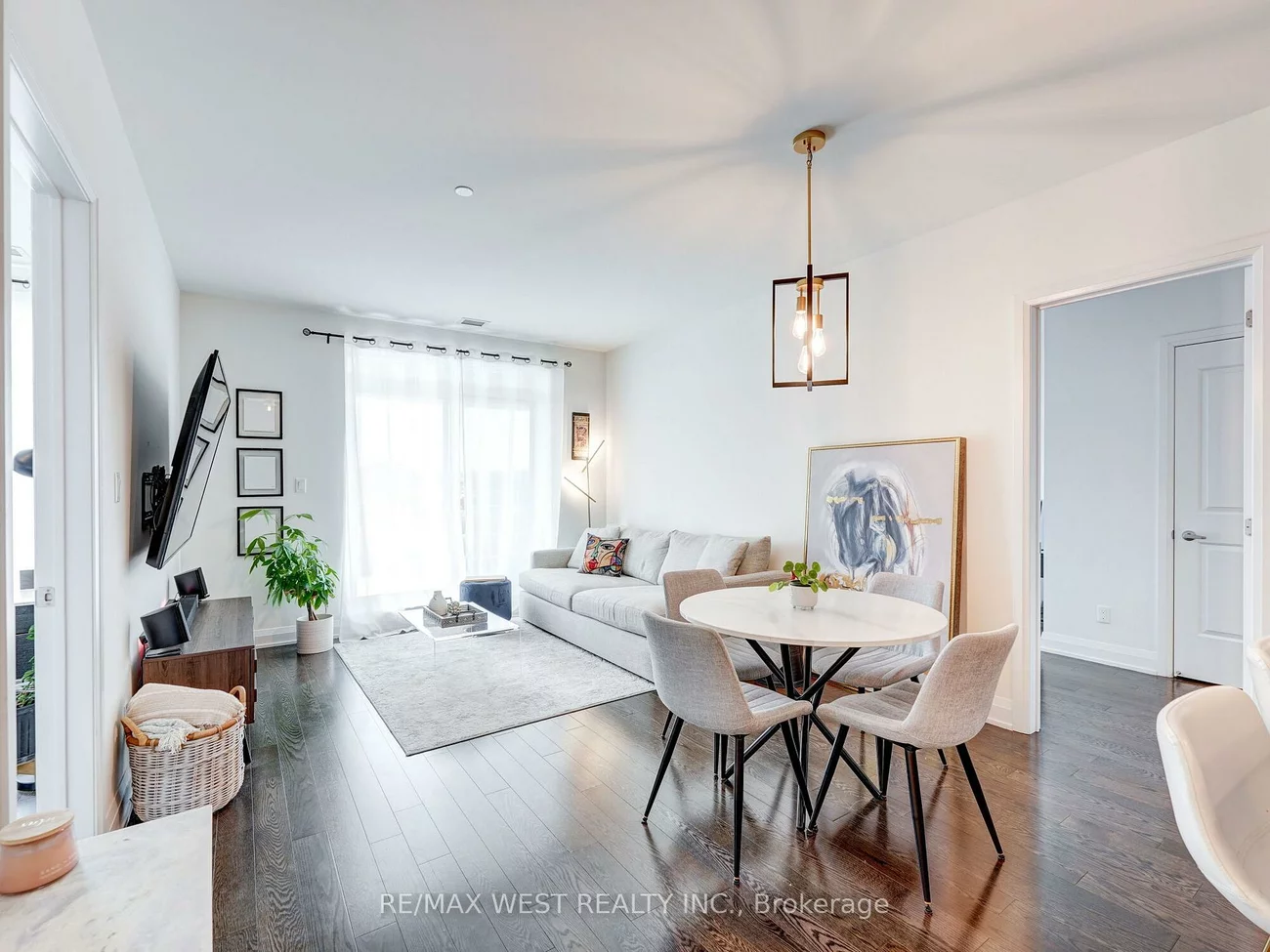 15277, Yonge, Aurora Village, Aurora