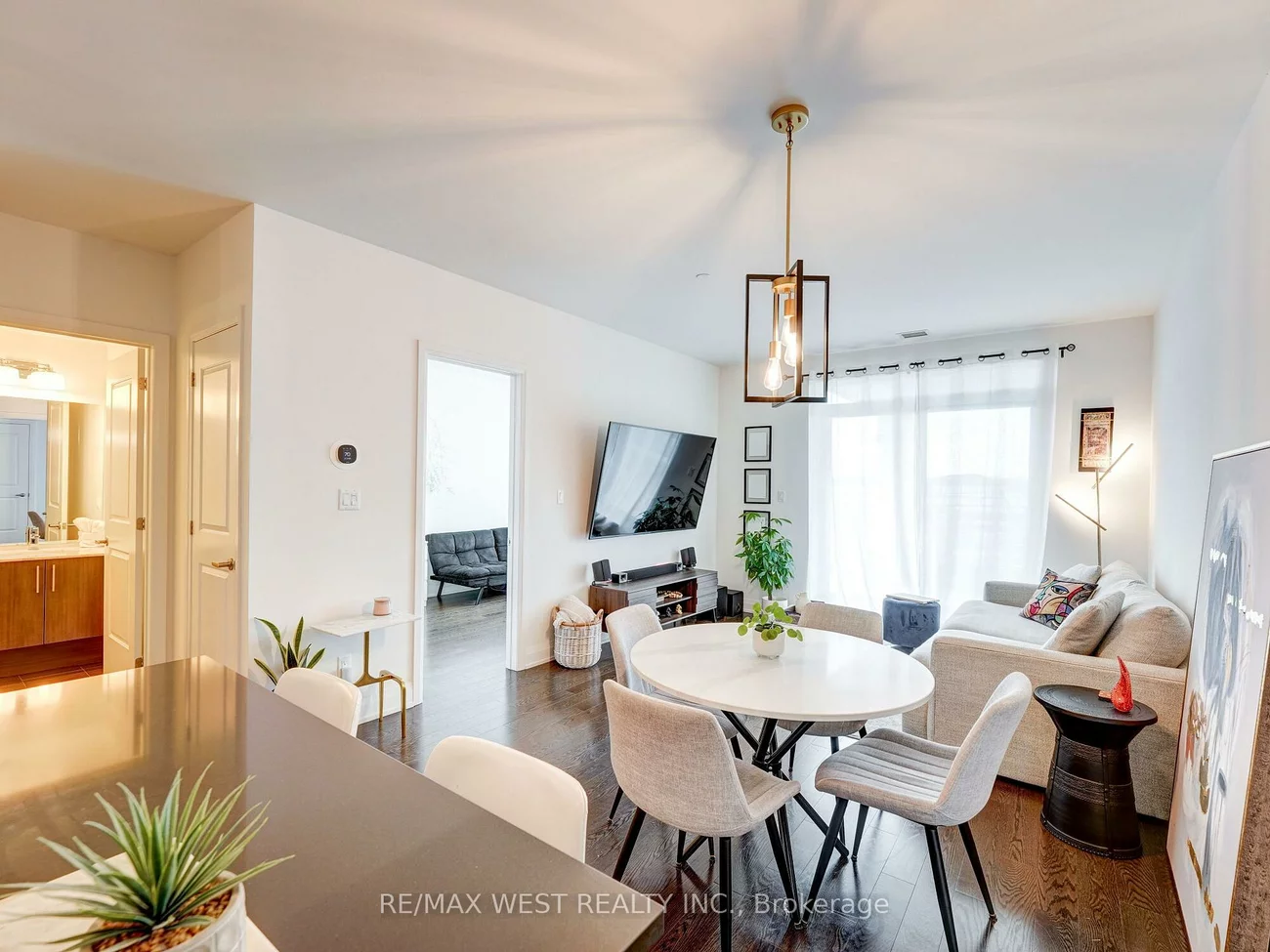 15277, Yonge, Aurora Village, Aurora