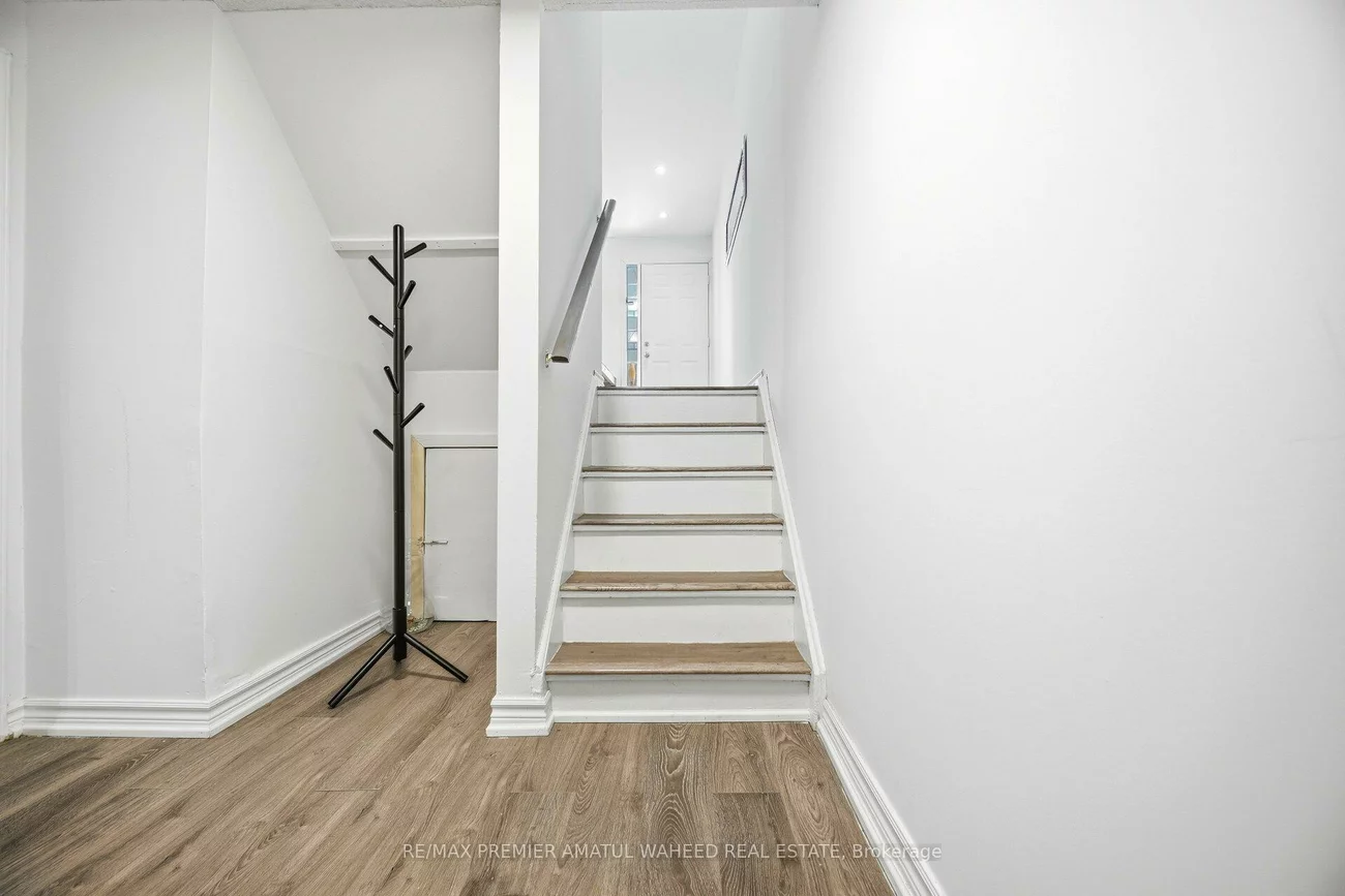 111, Milestone, Aurora Village, Aurora