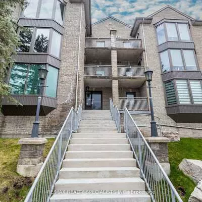 21, George, Aurora Village, Aurora