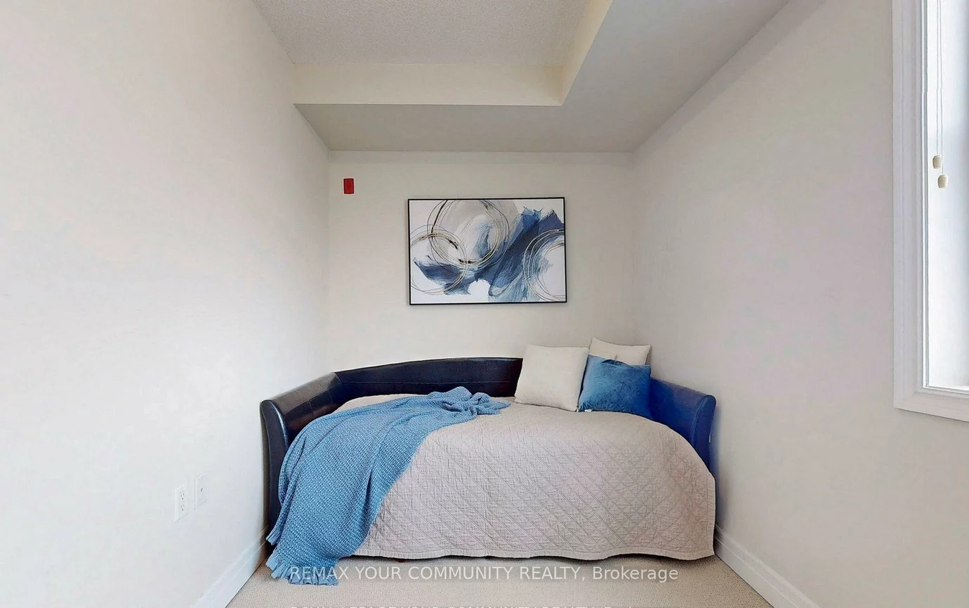 15450, Yonge, Aurora Heights, Aurora