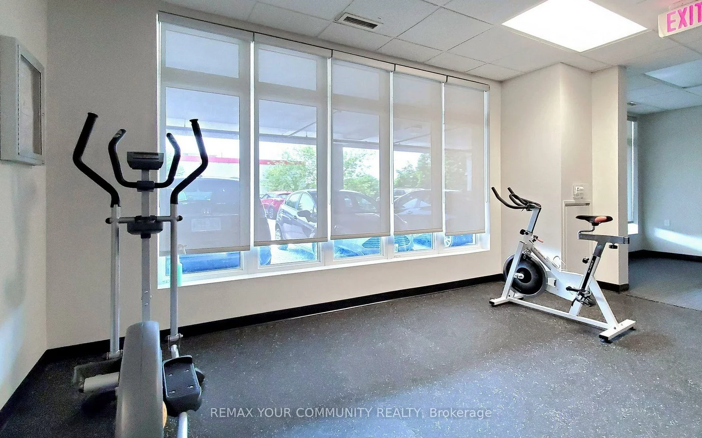 15450, Yonge, Aurora Heights, Aurora