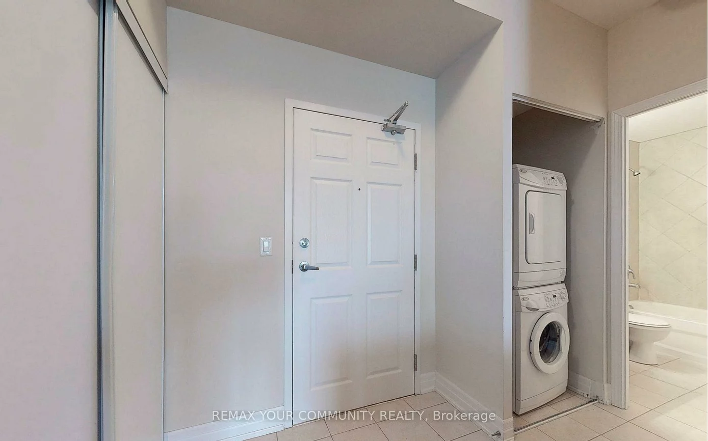 15450, Yonge, Aurora Heights, Aurora